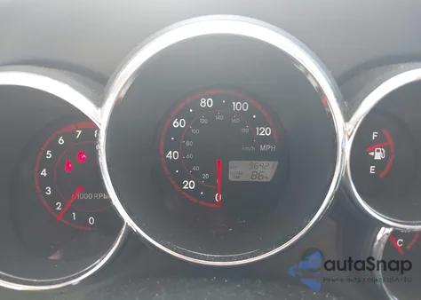 2007 Toyota Matrix Xr z USA, uszkodzony, nr VIN 2T1KR32E67C665607